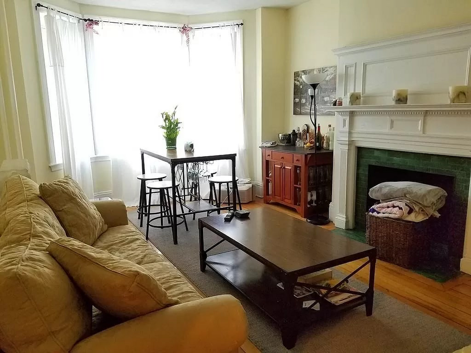 14 Glenville Ave, Unit 1 in Boston, MA - Building Photo