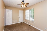 5797 Strathmoor Manor Cir in Lithonia, GA - Building Photo - Building Photo