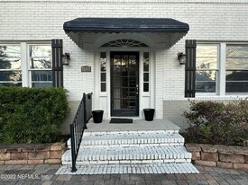 1641 Larue Ave in Jacksonville, FL - Building Photo