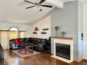715 Erin Dr in Champaign, IL - Building Photo - Building Photo