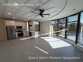 2 Bed/2 Bath - Unit 201 in Clearwater, FL - Building Photo
