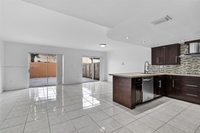 13763 SW 160th St in Miami, FL - Building Photo - Building Photo