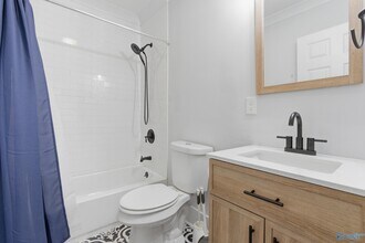 208 Beirne Ave NW in Huntsville, AL - Building Photo - Building Photo