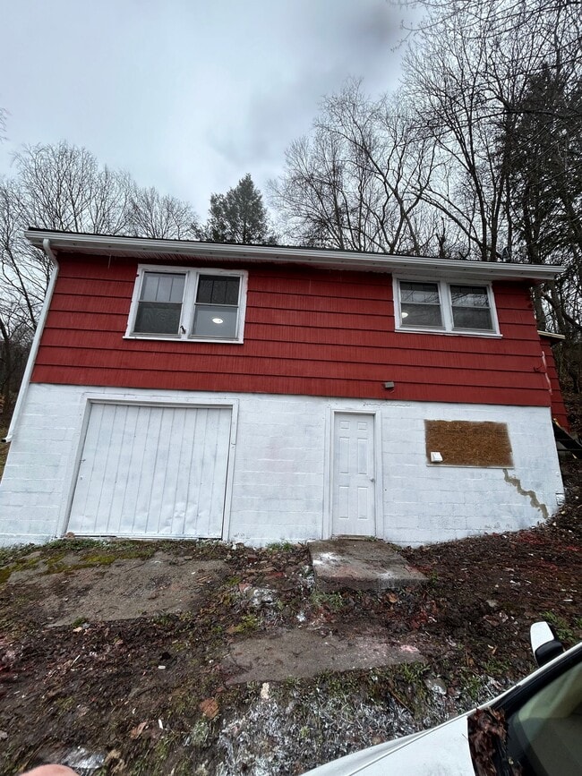 property at 1341 Sassafrass St