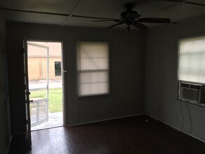 806 Seymour in Tecumseh, OK - Building Photo - Building Photo