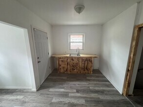 17593 Santa Barbara Dr in Detroit, MI - Building Photo - Building Photo