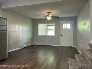 843 Spring St in Avoca, PA - Building Photo - Building Photo