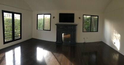 5369 Dockweiler Pl in Los Angeles, CA - Building Photo - Building Photo