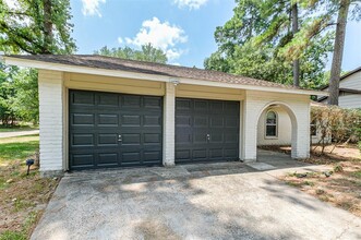 2158 Middle Creek Dr in Humble, TX - Building Photo - Building Photo