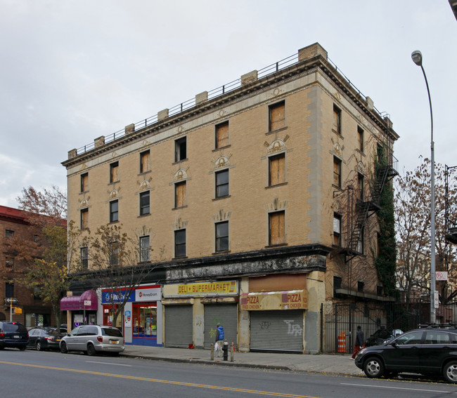 2600 Frederick Douglass Blvd in New York, NY - Building Photo - Building Photo