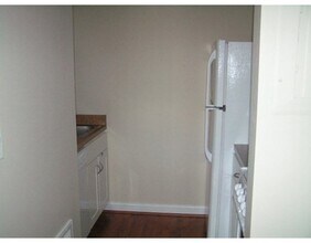 49 Main St-Unit -4 in Ayer, MA - Building Photo - Building Photo