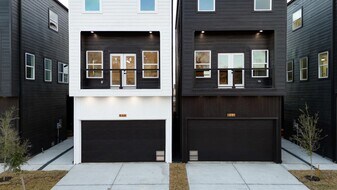 868 E 35th St in Houston, TX - Building Photo