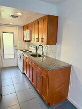 335 Navarre Ave in Coral Gables, FL - Building Photo - Building Photo