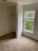 1247 Quarry Ave NW, Unit Apt 2 in Grand Rapids, MI - Foto de edificio - Building Photo