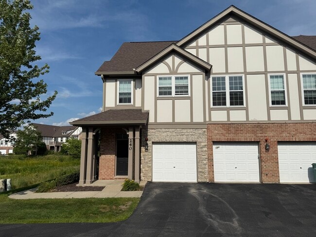 260 Rosehall Dr