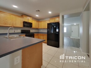 5306 E Silverbell Rd in Queen Creek, AZ - Building Photo - Building Photo