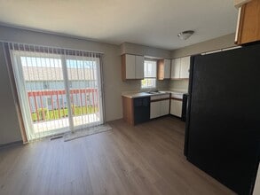 1874 Bright View Dr in Loves Park, IL - Building Photo - Building Photo