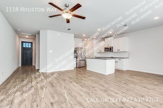 1118 Houston Wy in Flower Mound, TX - Building Photo - Building Photo