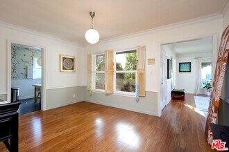 5615 Wenlock St in Los Angeles, CA - Building Photo - Building Photo