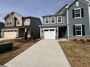 Room in House on Greatland Rd in Durham, NC - Building Photo - Building Photo