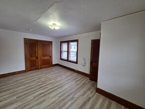 2216 Merner Ave in Cedar Falls, IA - Building Photo - Building Photo
