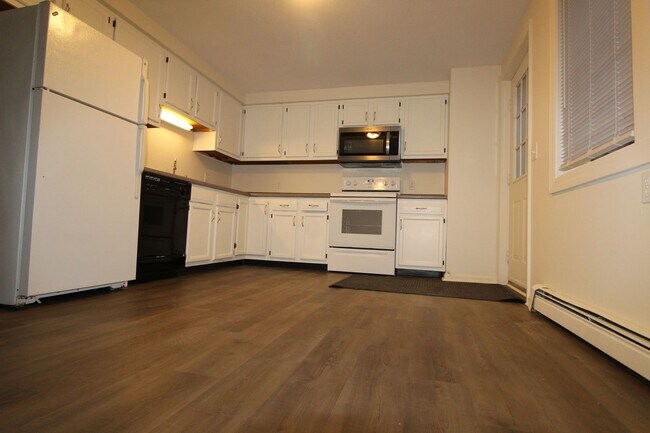5-7 Smith Rd in Windham, ME - Foto de edificio - Building Photo