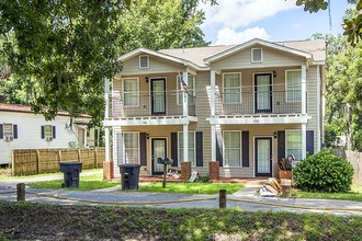 436 Belmont 2/1 Apartment in Tallahassee, FL - Building Photo - Building Photo