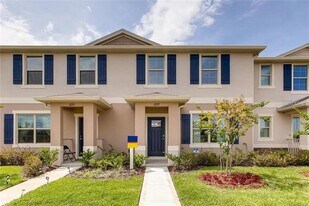 1882 Red Canyon Dr in Kissimmee, FL - Building Photo