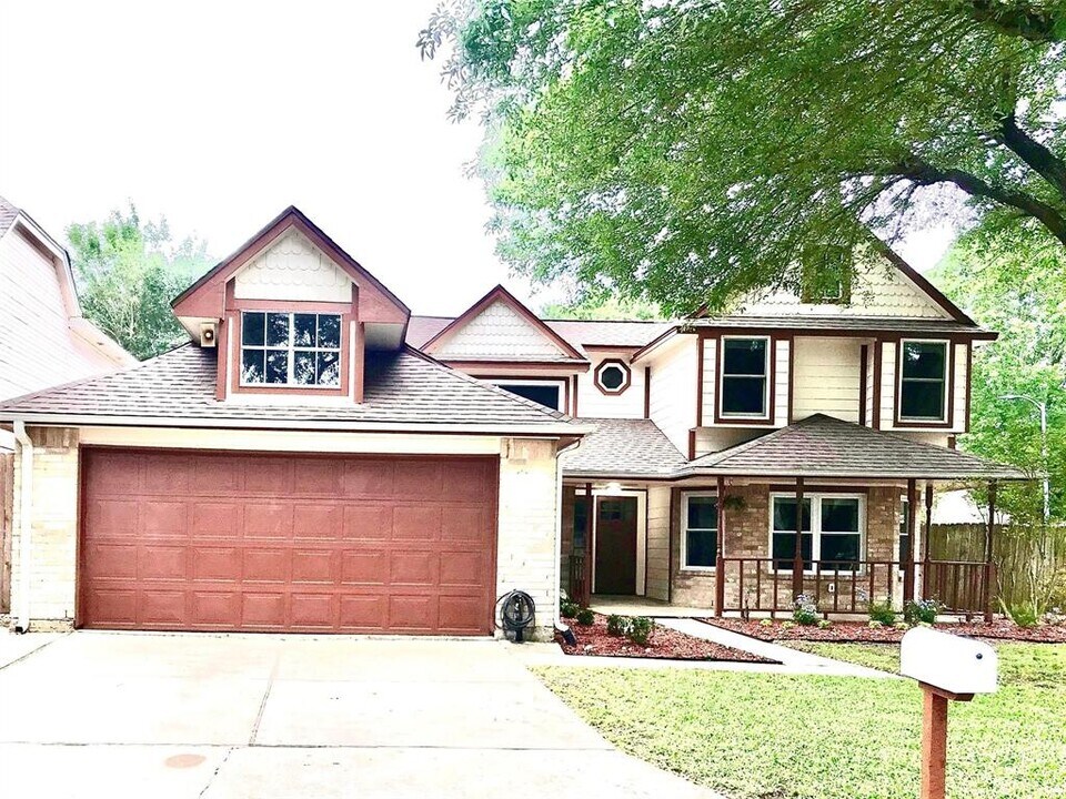 13043 Skymeadow Dr in Houston, TX - Building Photo