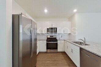 32021 Katelin Cir in Leesburg, FL - Building Photo - Building Photo