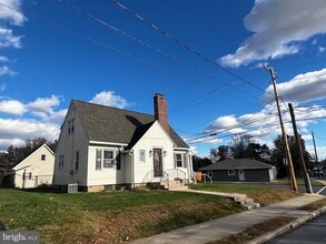 770 S Lincoln St in Palmyra, PA - Building Photo - Building Photo