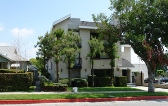 1112 Alameda Ave in Glendale, CA - Building Photo - Building Photo