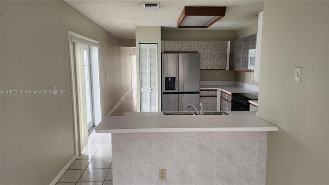 10628 SW 118th Pl in Miami, FL - Building Photo - Building Photo
