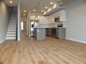 2539 N Front St in Philadelphia, PA - Building Photo - Interior Photo