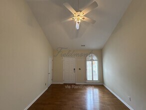 102 Wyndham Ct in Greenville, SC - Building Photo - Building Photo