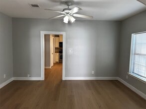 2910 Wichita St in Houston, TX - Building Photo - Building Photo