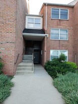 300 Chapel Ct in Walkersville, MD - Building Photo