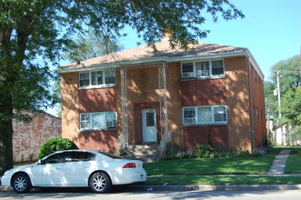 2116 S 5th Ave in Maywood, IL - Building Photo - Building Photo