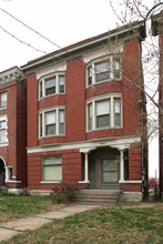 1420 S 1st St in Louisville, KY - Foto de edificio - Building Photo