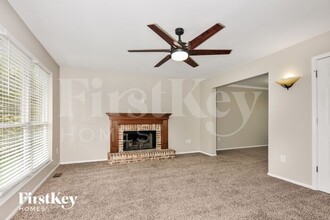 4348 Southridge Meadows Ct in St. Louis, MO - Building Photo - Building Photo