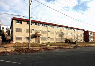 Dominique Garden Apartments in Asbury Park, NJ - Building Photo - Building Photo