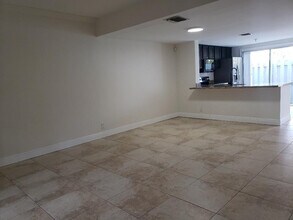 89 SW 3rd St in Pompano Beach, FL - Building Photo - Building Photo