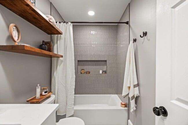 3112 Twin City Dr in Mandan, ND - Building Photo - Building Photo