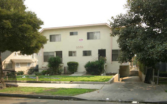 2008 S La Salle Ave