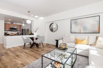 300 Berry St in San Francisco, CA - Building Photo - Building Photo