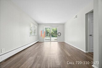 9885 W 21st Ave in Lakewood, CO - Building Photo - Building Photo