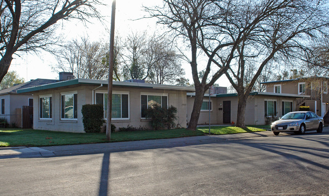 4201 22nd St in Sacramento, CA - Foto de edificio - Building Photo