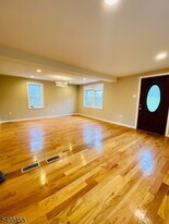 1109-Route202 US-202 in Bridgewater, NJ - Building Photo