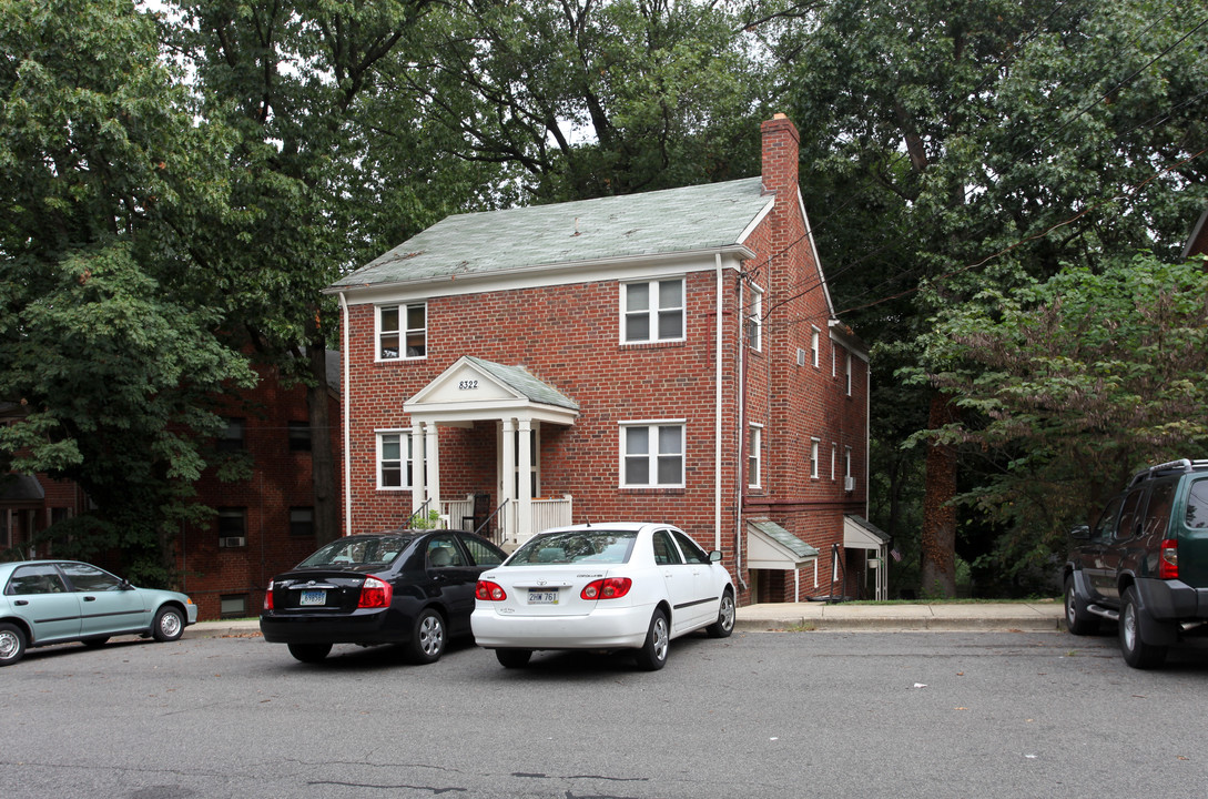 8322 Roanoke Ave in Takoma Park, MD - Building Photo