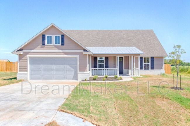 property at 3133 SE 35th St